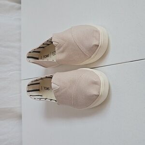 Toms Sneakers